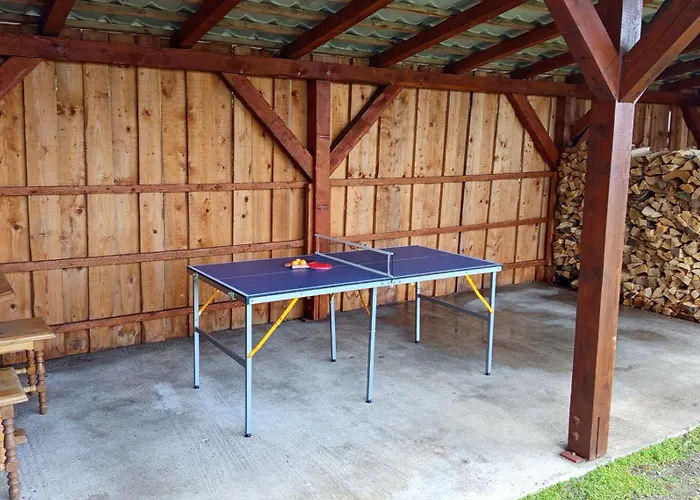 Daire Ustie Trstená